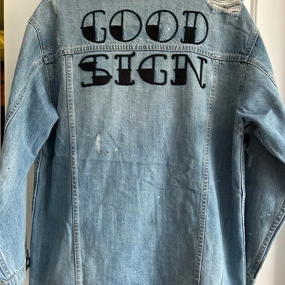 Only Jeans Distressed Denim Jacket Embroidered Playing Card Themed - Picture 2 of 9